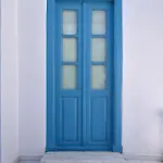 Daire Retreat - The Door
