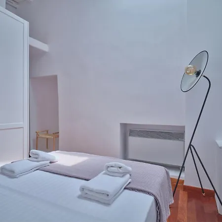 Retreat - The Door Apartment Parikia (Paros)